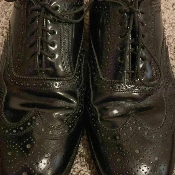 Florsheim men’s black leather Oxford style shoes size 10 - great condition main image 5